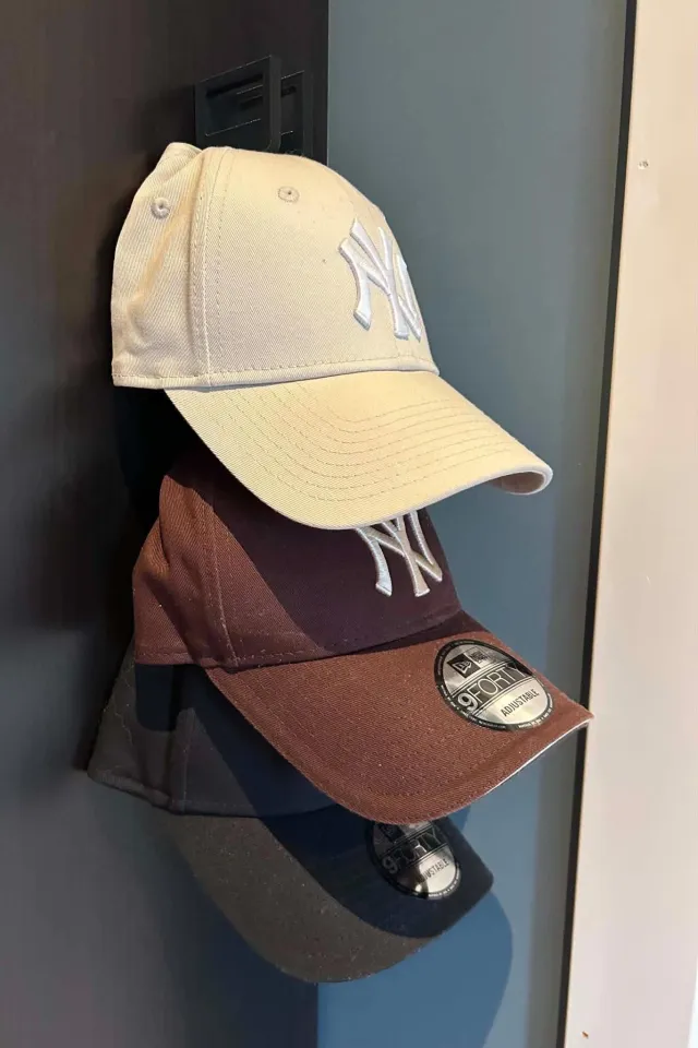 capsholder